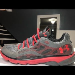 Under armour shoes size 11